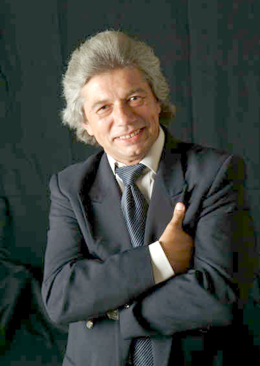 Анатолий Затин